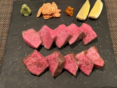 ひだまり焼かないステーキ